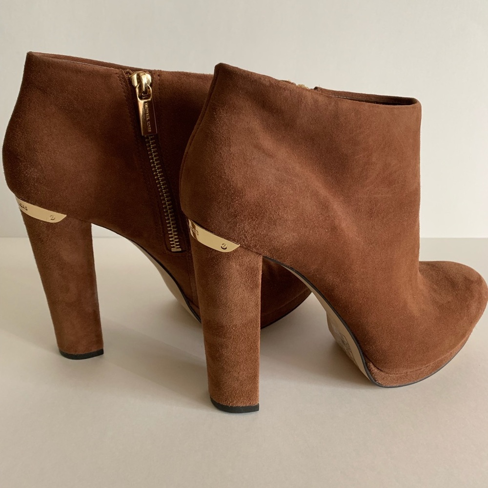 Michael Kors Haven Bootie Size 8 Camel - image 5